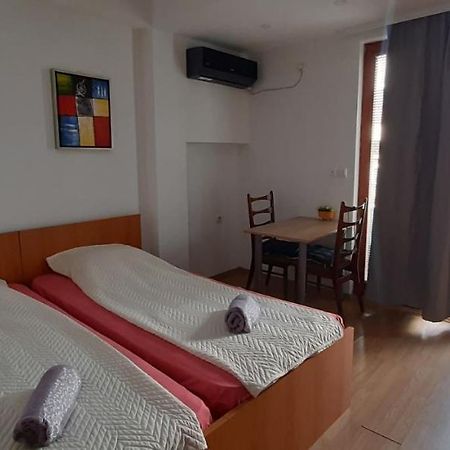 Apartment Riki 3 Near Bus Station Охрид Екстериор снимка